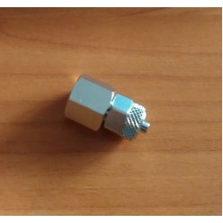 9v0001 Фітинг з накидною гайкою прямий з внутрішньою різьбою 1/8" под трубку 6-4мм