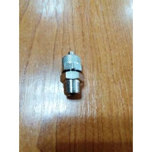 6R18063 Фітинг с накидною гайкою прямий з зовнішньою різьбою 1/8" під трубку 6-4мм